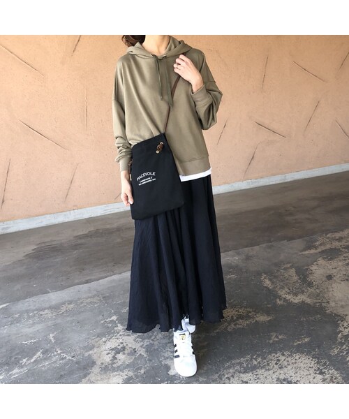 copine(コピン)の「ボックスシルエット!裾スリットパーカー(3color)【クリックポスト対象商品】(パーカー・レディース・その他)」の9枚目の写真