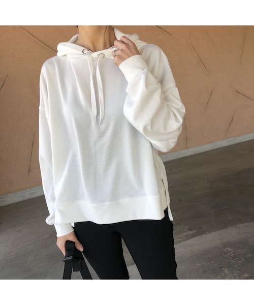 copine(コピン)の「ボックスシルエット!裾スリットパーカー(3color)【クリックポスト対象商品】(パーカー・レディース・その他)」の1枚目の写真