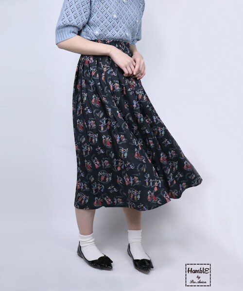 paravion（パラビオン）の「踊り柄プリーツスカート（スカート・レディース・オフ/ブラック・ONE）」の2枚目の写真