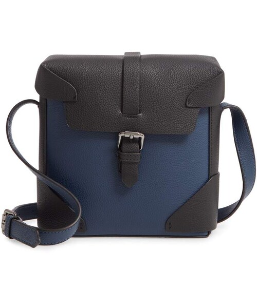 SONDRA ROBERTS（サンドラロバート）の「Sondra Roberts Binocular Case Faux Leather Crossbody Bag（ショルダーバッグ）」 WEAR