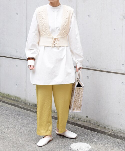 no brand（ノーブランド）の「ケーブルレースアップベスト（ベスト・レディース・その他）」の2枚目の写真