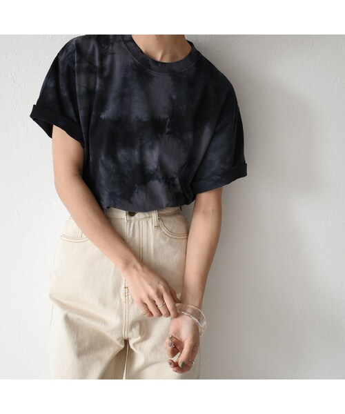 Lavish Gate(ラヴィッシュゲート)の「nh-tops-02150 タイダイ染 ボーイフレンドTシャツ ブラック(Tシャツ/カットソー・レディース・その他)」の3枚目の写真