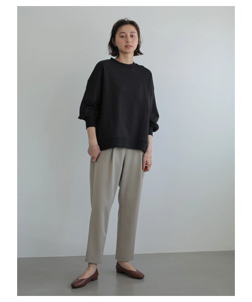 earth music&ecology（アースミュージックアンドエコロジー）の「ラクチンテーパードパンツ（パンツ・ブラック/グレーベージュ・M/L）」の9枚目の写真