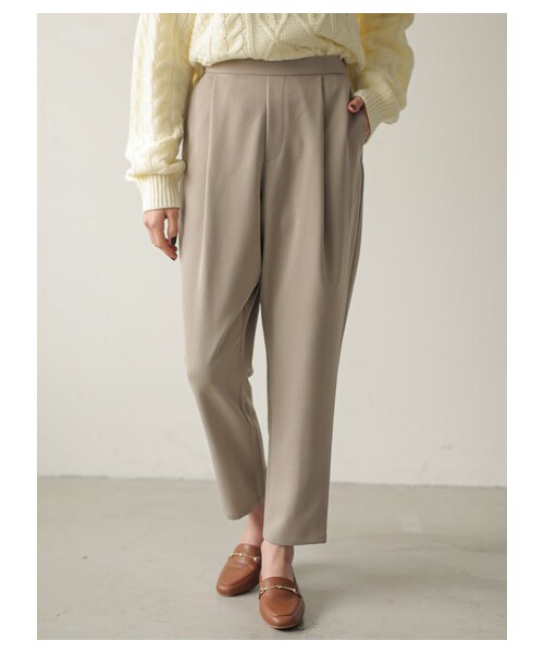 earth music&ecology（アースミュージックアンドエコロジー）の「ラクチンテーパードパンツ（パンツ・ブラック/グレーベージュ・M/L）」の21枚目の写真