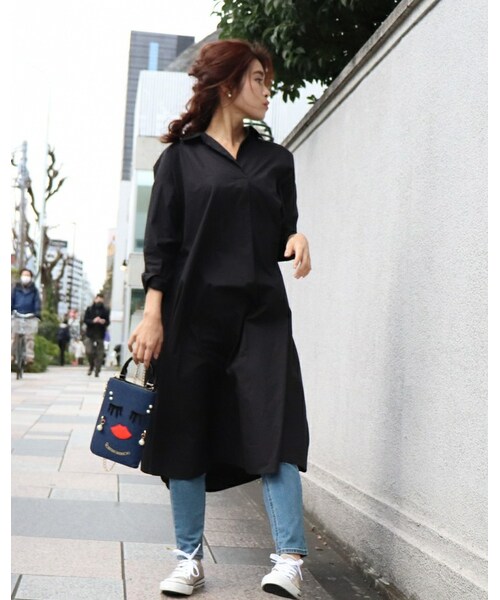 i.Rina（アイリナ）の「ポケット付きバックフリルシャツワンピース（シャツワンピース・レディース・ホワイト/カーキ/ブラック・Free）」の2枚目の写真