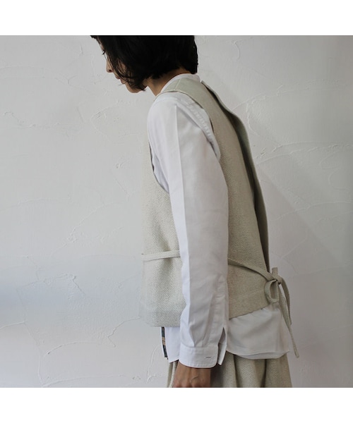 susuri（ススリ）の「SUSURI ススリ ムールベスト #ecru 【送料無料