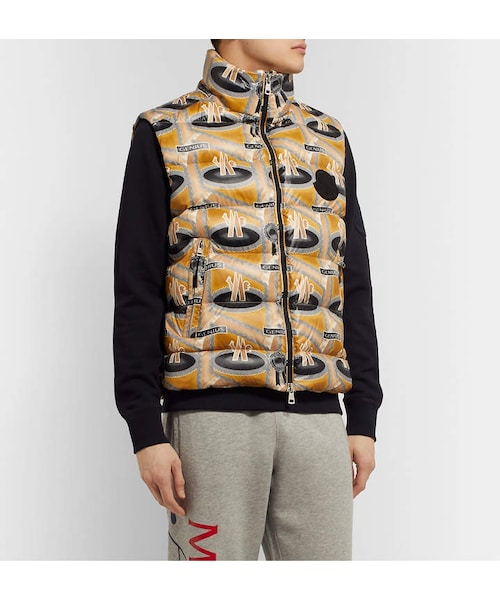 Moncler モンクレール 1952 パーカー M 見やす