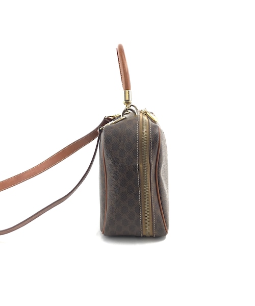 CELINE - セリーヌ 西川ダウン 日本製 マカダム柄 ショール