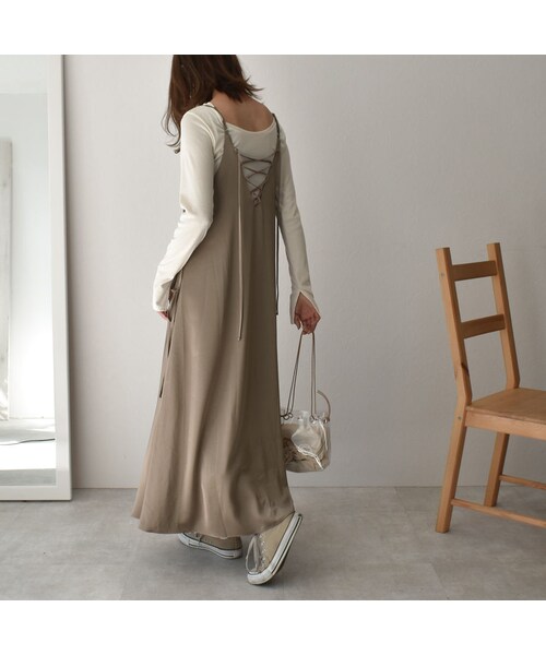Lavish Gate(ラヴィッシュゲート)の「nh-onepiece-07001 バックレース サテンキャミワンピース(ワンピース・レディース・その他)」の4枚目の写真