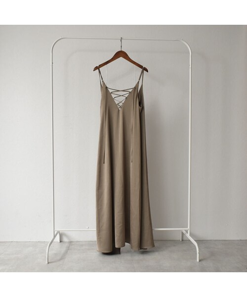 Lavish Gate(ラヴィッシュゲート)の「nh-onepiece-07001 バックレース サテンキャミワンピース(ワンピース・レディース・その他)」の11枚目の写真