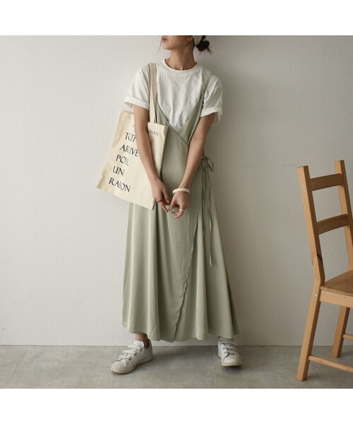 Lavish Gate(ラヴィッシュゲート)の「nh-onepiece-07001 バックレース サテンキャミワンピース(ワンピース・レディース・その他)」の6枚目の写真