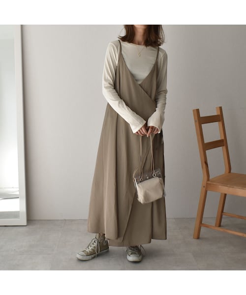 Lavish Gate(ラヴィッシュゲート)の「nh-onepiece-07001 バックレース サテンキャミワンピース(ワンピース・レディース・その他)」の2枚目の写真