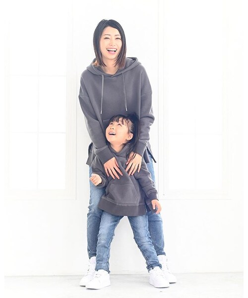 RE:LORE（リロア）の「Women Slim-fit Tapered Hyper Stretch Denim Jeans Mid Blue　19F-225（デニムパンツ・レディース・その他）」の3枚目の写真