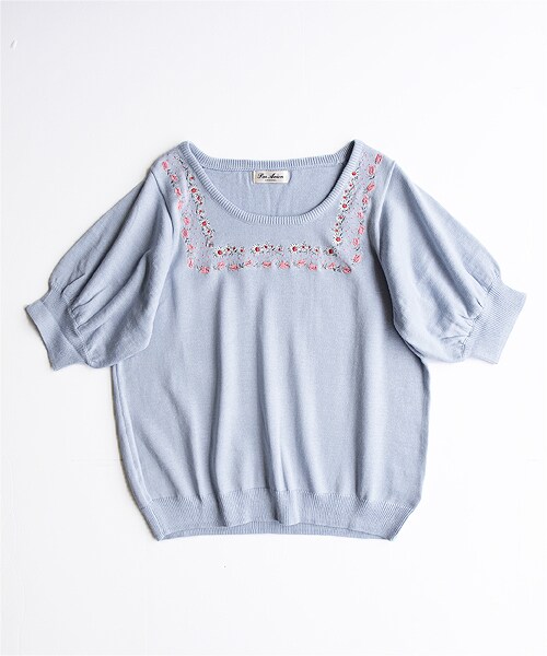 paravion（パラビオン）の「小花刺繍スクエアニットプルオーバー（トップス・レディース・ピンク/サックス/アイボリー・ワンサイズ）」の2枚目の写真