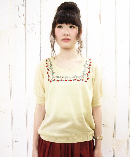 paravion（パラビオン）の「小花刺繍スクエアニットプルオーバー（トップス・レディース・ピンク/サックス/アイボリー・ワンサイズ）」の5枚目の写真