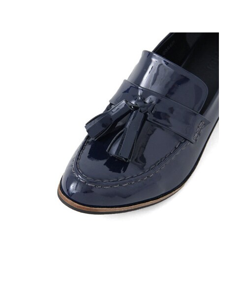 KBF（ケイビーエフ）の「タッセルローファー（シューズ・レディース・NAVY/BLACK・36/37/38）」の5枚目の写真