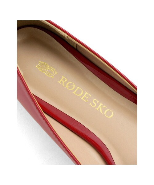 RODE SKO(ロデスコ)の「ポインテッドプレーンフラットシューズ(シューズ・レディース・BLACK/NAVY/WINE・35/36/37/38/39)」の11枚目の写真