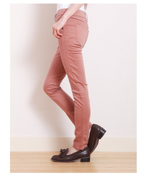 earth music&ecology（アースミュージックアンドエコロジー）の「【スキスキスキニー】カラースキニーパンツ（パンツ・レディース・ブラック/ボルドー/キャメル/カーキ/サックスブルー/ロイヤルブルー/ネイビー/ピンクベージュ・XS/S/M/L）」の10枚目の写真