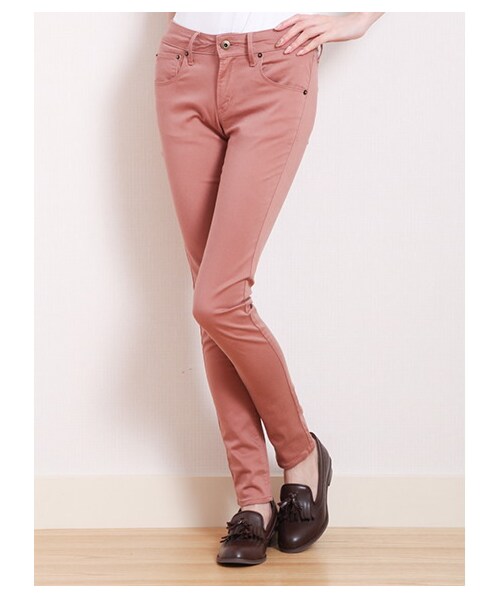 earth music&ecology（アースミュージックアンドエコロジー）の「【スキスキスキニー】カラースキニーパンツ（パンツ・レディース・ブラック/ボルドー/キャメル/カーキ/サックスブルー/ロイヤルブルー/ネイビー/ピンクベージュ・XS/S/M/L）」の3枚目の写真