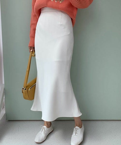 DHOLIC（ディーホリック）の「フレアロングスカート（スカート・レディース・グリーン/イエロー/ホワイト/ブラック/ピンク・FREE）」の2枚目の写真