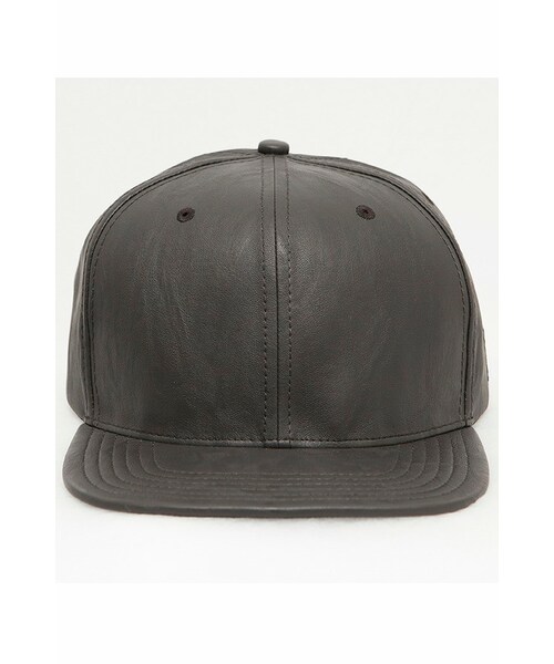 gray leather cap