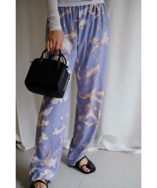 OpenCLOSE（オープンクローズ）の「uniqueニュアンスパンツ（スラックス・レディース・ホワイト/パープル・ONE）」の2枚目の写真