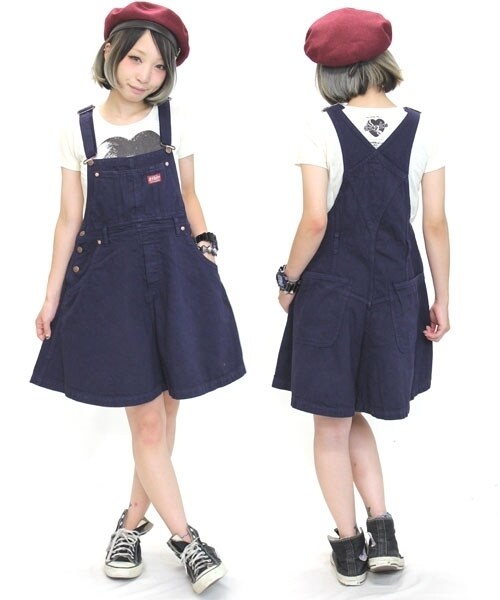 RNA（アールエヌエー）の「カラーワークフレアージャンスカ（オールインワン・サロペット・レディース・ベージュ/ネイビー/ダークグリーン・M）」の2枚目の写真