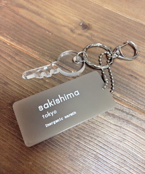 sakishimatokyo（サキシマトーキョー）の「あくびパーカー （グレー 五部袖）  ノベルティーオリジナルキーリング（パーカー・レディース・その他）」の8枚目の写真
