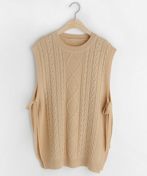 DHOLIC（ディーホリック）の「リボンケーブルニットベスト（ベスト・レディース・グリーン/ブラック/ベージュ/その他・FREE）」の3枚目の写真