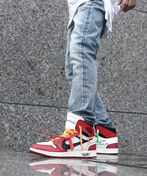 RE:LORE（リロア）の「14.5oz Slim-fit Tapered Hyper Stretch Denim Jeans Light Blue　19S-201（デニムパンツ・メンズ・その他）」の2枚目の写真