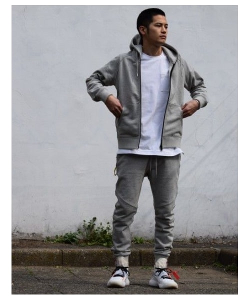 RE:LORE（リロア）の「Slim-fit Tapered Sweat Pants T/GRY　19S-202（その他パンツ・メンズ・その他）」の4枚目の写真