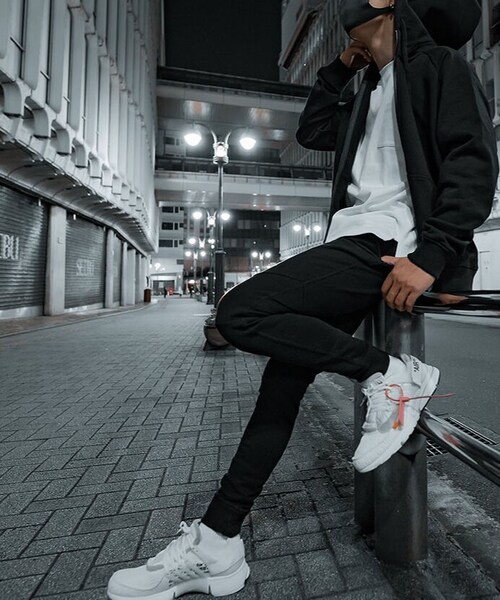 RE:LORE(リロア)の「Slim-fit Tapered Sweat Pants BLK 19S-202(その他パンツ・メンズ・その他)」の1枚目の写真