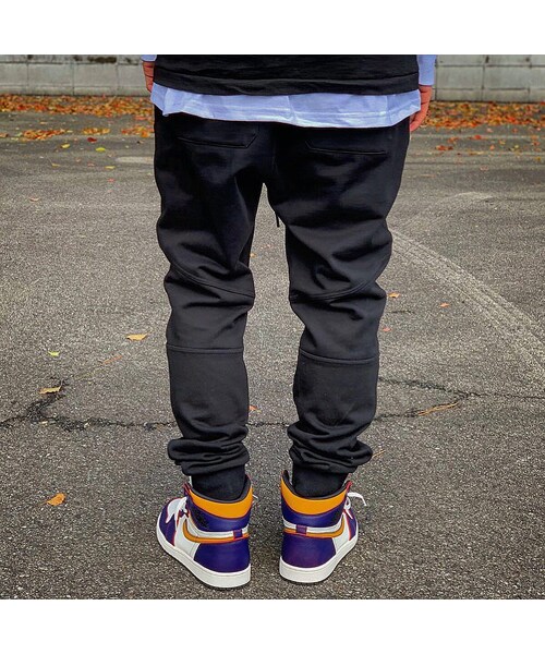 RE:LORE(リロア)の「Slim-fit Tapered Sweat Pants BLK 19S-202(その他パンツ・メンズ・その他)」の11枚目の写真