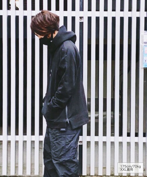 RE:LORE(リロア)の「Pullover Side Zip Hooded Sweatshirt BLK 19S-103(パーカー・メンズ・その他)」の4枚目の写真