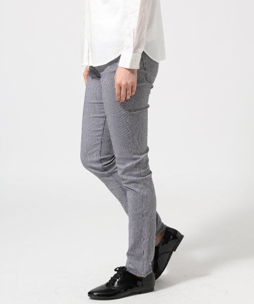 GLOBAL WORK（グローバルワーク）の「ガラスリムパンツ１４ＦＷ（パンツ・レディース・千鳥01/ブラック×ネイビーギンガム87/ブラックウォッチ88・Ｓ/Ｍ/Ｌ/ＸＬ）」の7枚目の写真