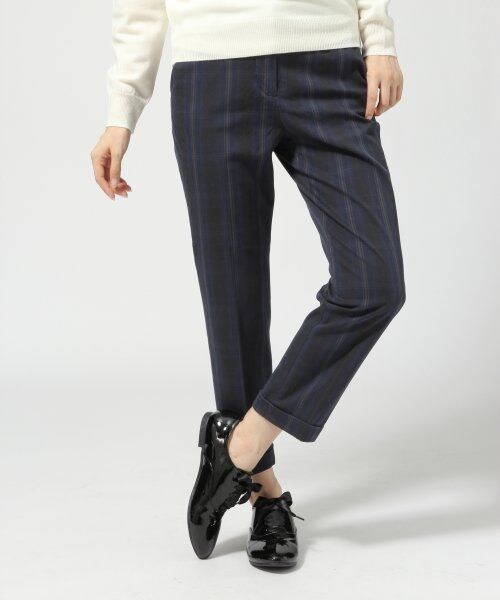GLOBAL WORK(グローバルワーク)の「ムジガラトラウザー14FW(パンツ・レディース・ホワイト無地05/ボルドーチェック38/ネイビー無地88/ネイビーチェック89・S/M/L)」の4枚目の写真
