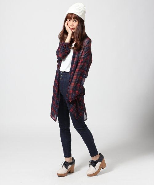 HARE（ハレ）の「チェックシフォンロングシャツ（トップス・レディース・レッド/ネイビー・FREE）」の12枚目の写真