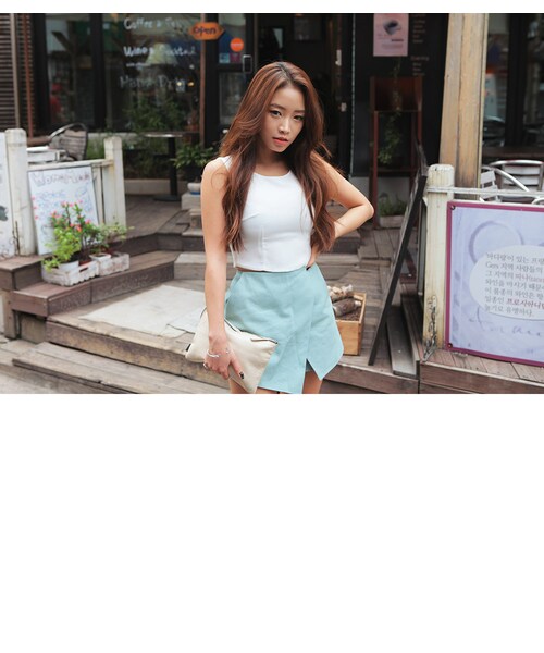 STYLENANDA(スタイルナンダ)の「後ジッパーノースリーブスリムクロップドトップス(トップス・レディース・ホワイト/カーキ/ブラック・フリーサイズ)」の18枚目の写真