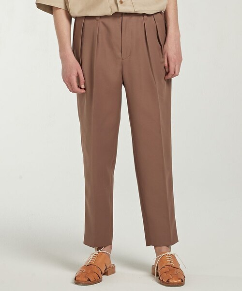 LIDNM（リドム）の「DRAPE CHINO SLACKS（スラックス・メンズ・ブラウン系・SMALL/MEDIUM/LARGE）」の2枚目の写真