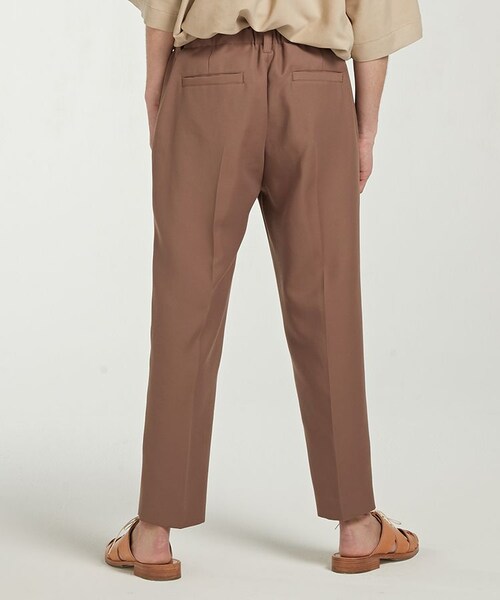 LIDNM（リドム）の「DRAPE CHINO SLACKS（スラックス・メンズ・ブラウン系・SMALL/MEDIUM/LARGE）」の4枚目の写真