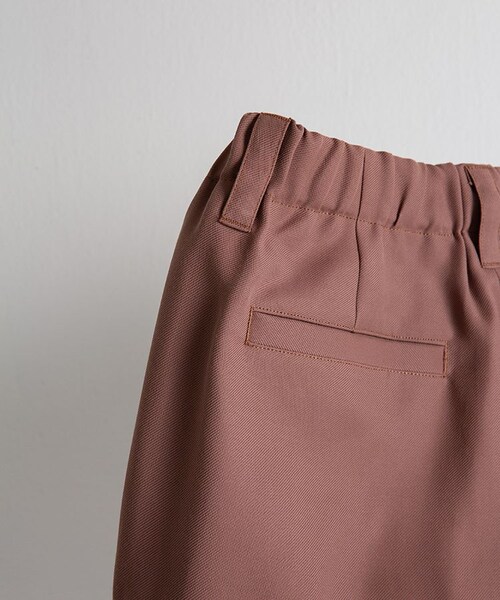 LIDNM（リドム）の「DRAPE CHINO SLACKS（スラックス・メンズ・ブラウン系・SMALL/MEDIUM/LARGE）」の11枚目の写真