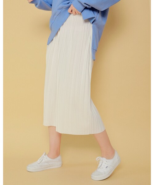 HOTPING（ホッピン）の「ウエストゴムプリーツロングスカート（スカート・レディース・Black/Pink/White/Beige/Purple・フリーサイズ）」の2枚目の写真