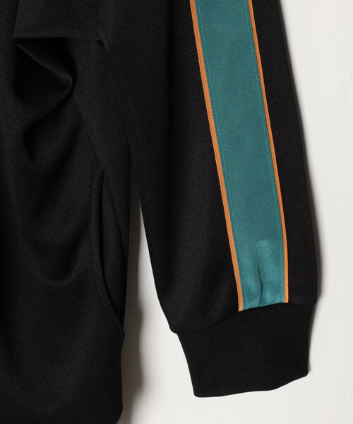 masterkey(マスターキー)の「PIPE-JOG-TOP(ジャージ・レディース・ブラック/グリーン・0/1/2)」の3枚目の写真
