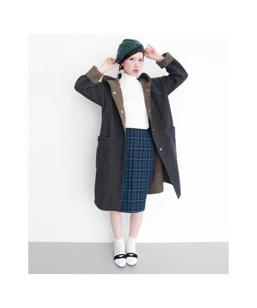 KBF（ケイビーエフ）の「ダブルフェイスフード付きコート（ジャケット/アウター・レディース・MOCHA/CHARCOAL・one）」の3枚目の写真