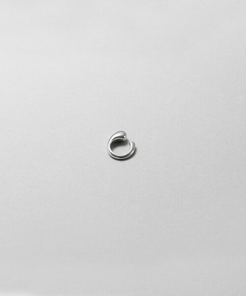 Handmade(ハンドメイド)の「classic ear cuff (SV)(ピアス(両耳用)・メンズ・その他)」の1枚目の写真