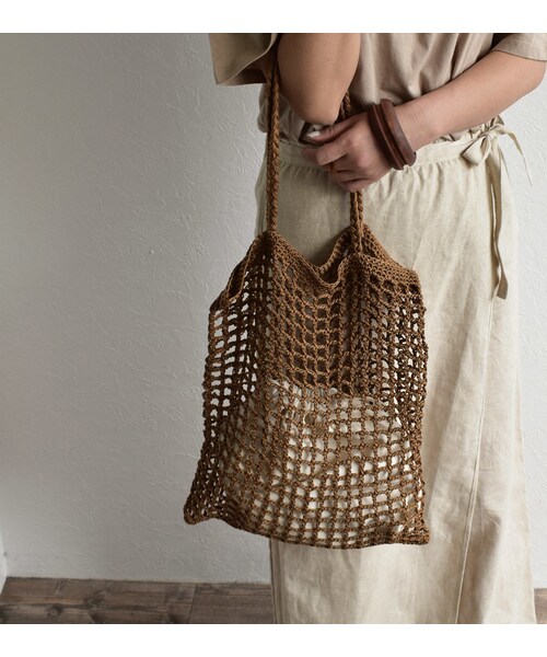 Lavish Gate（ラヴィッシュゲート）の「nh-bag2-02493　フィッシュネット スクエアトートバッグ　巾着付き　ブラウン（トートバッグ・レディース・その他）」の3枚目の写真