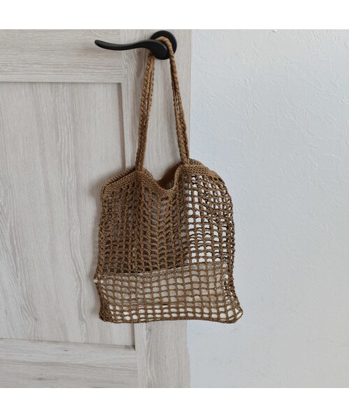 Lavish Gate（ラヴィッシュゲート）の「nh-bag2-02493　フィッシュネット スクエアトートバッグ　巾着付き　ブラウン（トートバッグ・レディース・その他）」の4枚目の写真