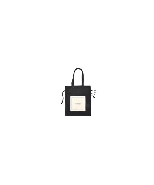 DEVICE（デバイス）の「【インフルエンサー aiko×DEVICE コラボ】Rename 帆布 巾着トートバッグ /ハンドバッグ (ユニセックス) 《ZOZO限定》W（トートバッグ・レディース・ホワイト/ブラック・FREE）」の8枚目の写真