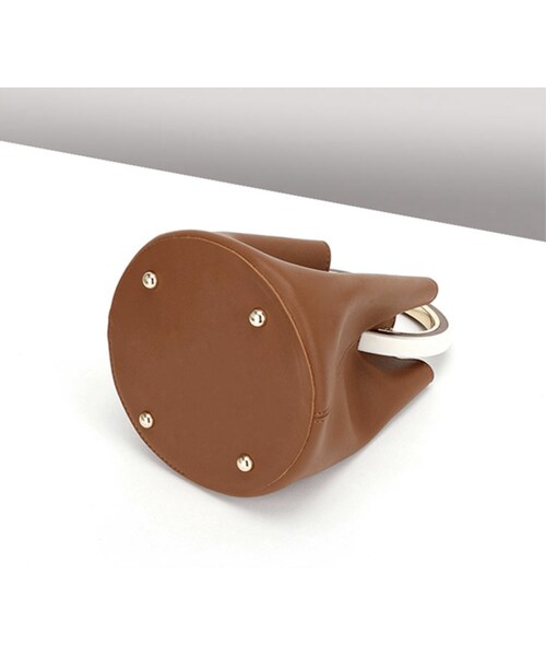 no brand（ノーブランド）の「ラウンドリング ハンド バケット バッグ・ホワイト（ハンドバッグ・レディース・その他）」の12枚目の写真