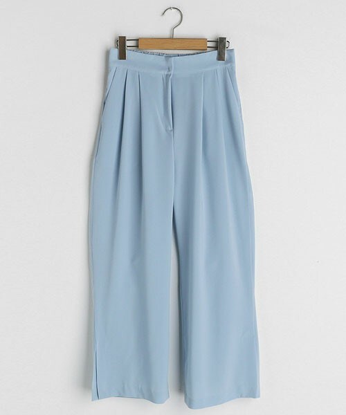 DHOLIC（ディーホリック）の「タックスリットワイドスラックス（その他パンツ・レディース・グリーン/ベージュ/ブルー/ブラック/ピンク・FREE）」の4枚目の写真